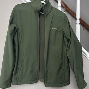 Columbia Olive Outerwear